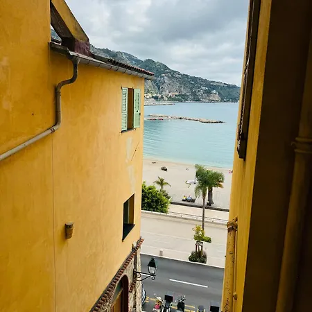 Monaco - Old Town - Climatisation - Seaview - Luxury Renovation