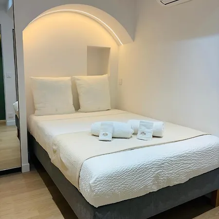 Monaco - Old Town - Climatisation - Seaview - Luxury Renovation Apartment *