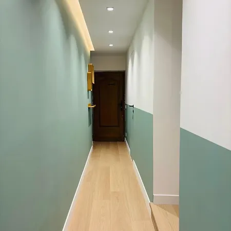 Monaco - Old Town - Climatisation - Seaview - Luxury Renovation * Menton