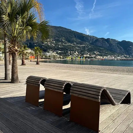 Apartment Monaco - Old Town - Climatisation - Seaview - Luxury Renovation Menton